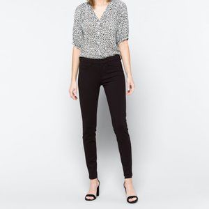Jacqueline Skinny Pant